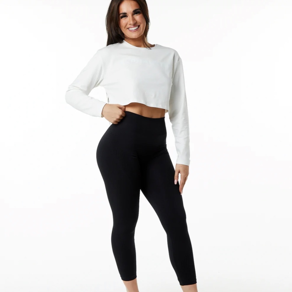 Alphalete Women's Performance Long Sleeve Crop | White | S |